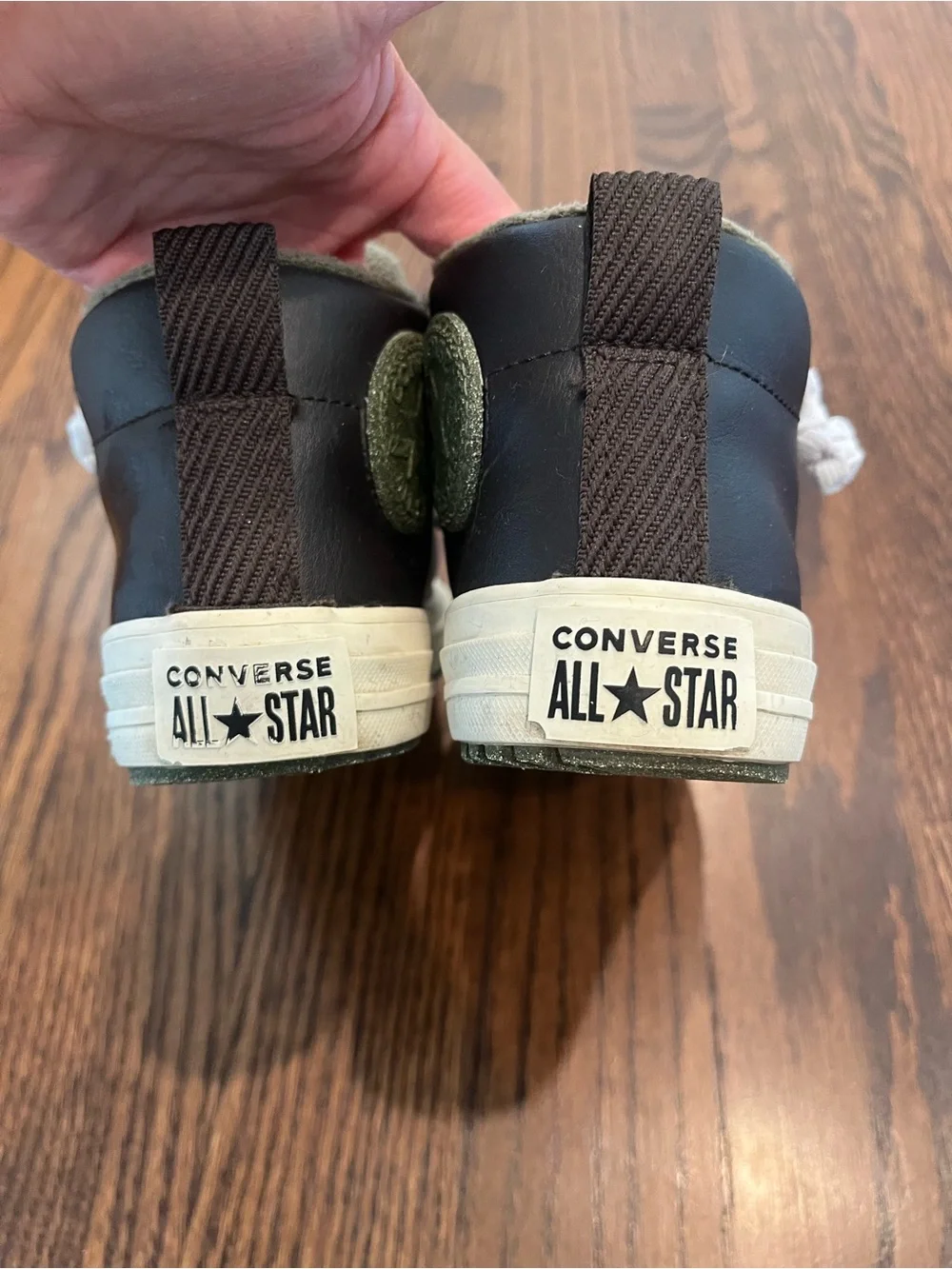 Converse Kids dark brown mid-Top Sneakers with White Accents